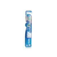 Oral B Pro Expert toothbrush